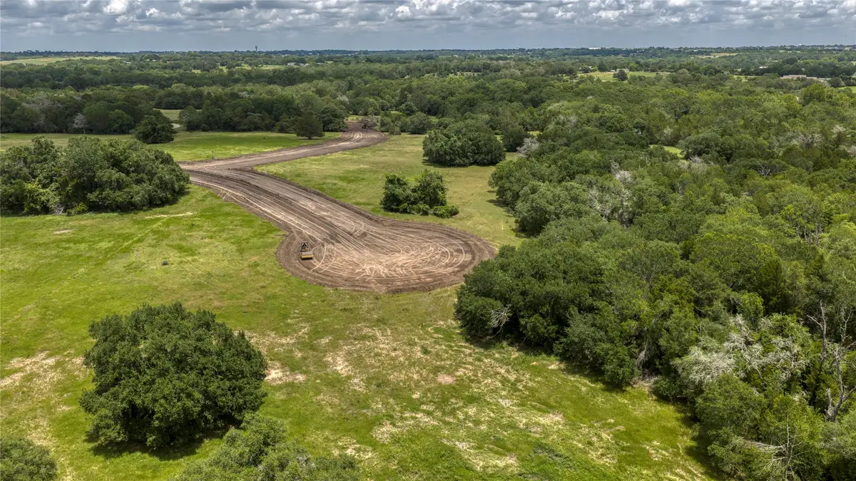 21 Ridgewood Farms Way, Brenham, TX 77833 - #1