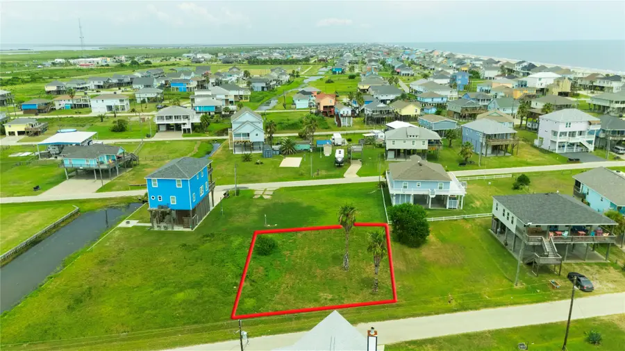 890 Gregory Lane, Crystal Beach, TX 77650 - Image #2