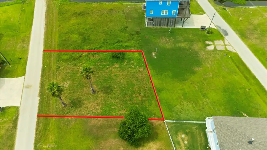 890 Gregory Lane, Crystal Beach, TX 77650 - Image #3