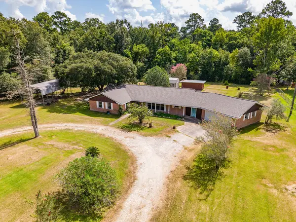 536 Wallisville Road, Liberty, TX 77575