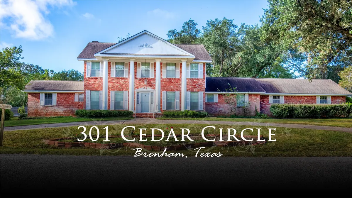 301 Cedar Circle, Brenham, TX 77833 - Image #1
