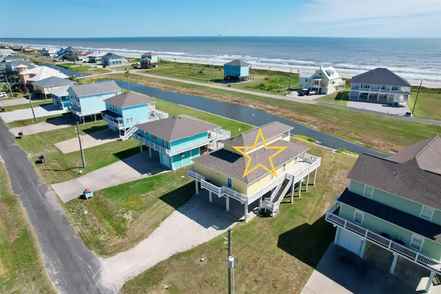 3170 Sea Castle Drive, Crystal Beach, TX 77650 - #2