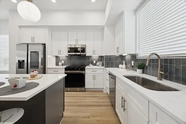 5620 Camino Encantado Drive, Houston, TX 77091