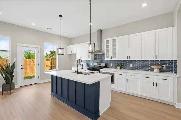 5817 Highland Sun Lane, Houston, TX 77091