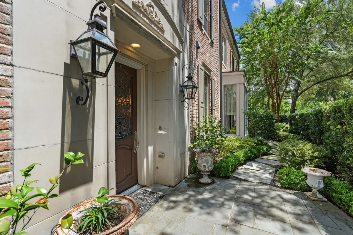 1235 Wynden Commons Lane, Houston, TX 77056 - #1
