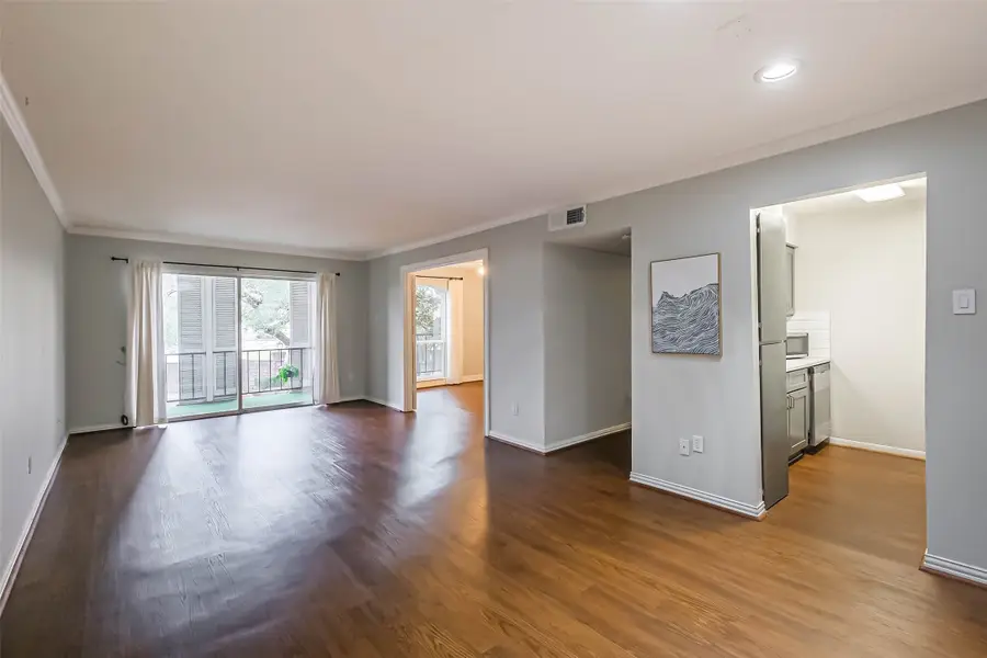 7575 Katy Freeway #101, Houston, TX 77024 - Image #3