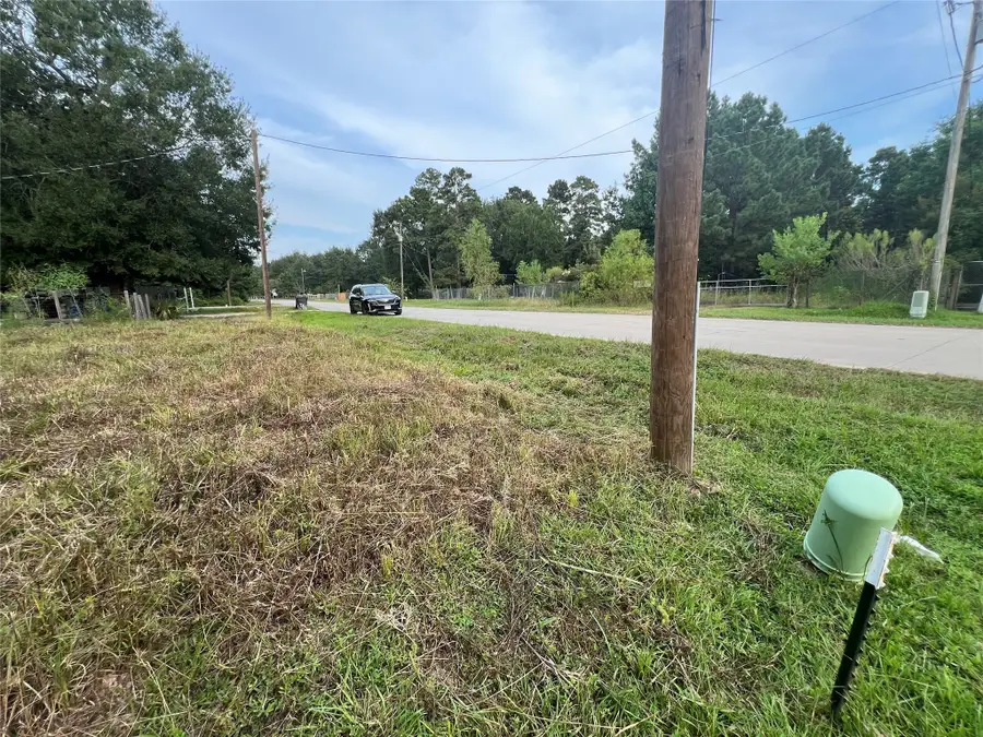 747 County Road 3405, Cleveland, TX 77327 - Image #2