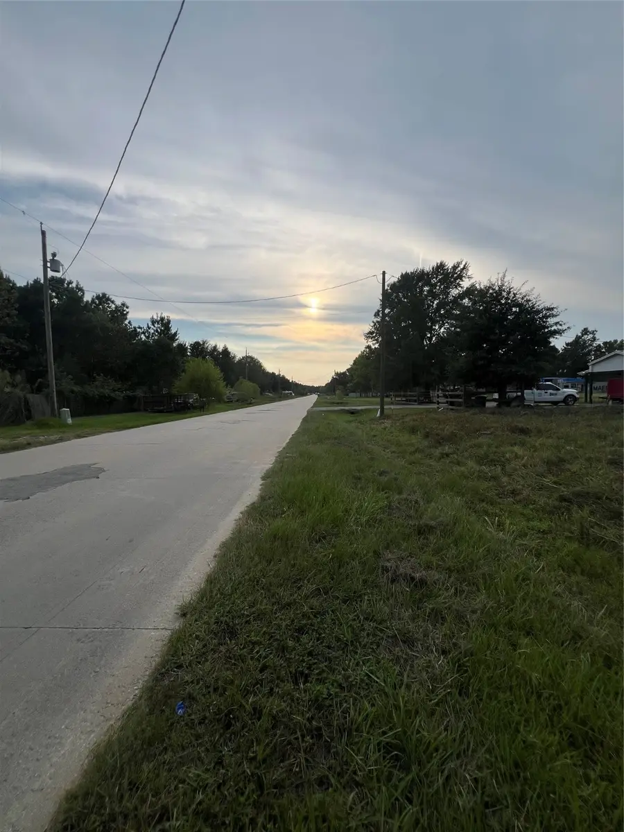 747 County Road 3405, Cleveland, TX 77327 - Image #3