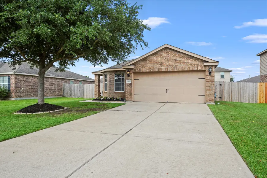 9822 Garnet Springs Drive, Iowa Colony, TX 77583 - #2