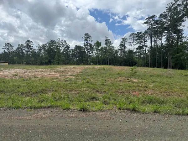 545 Private Road 6026, Brookeland, TX 75931