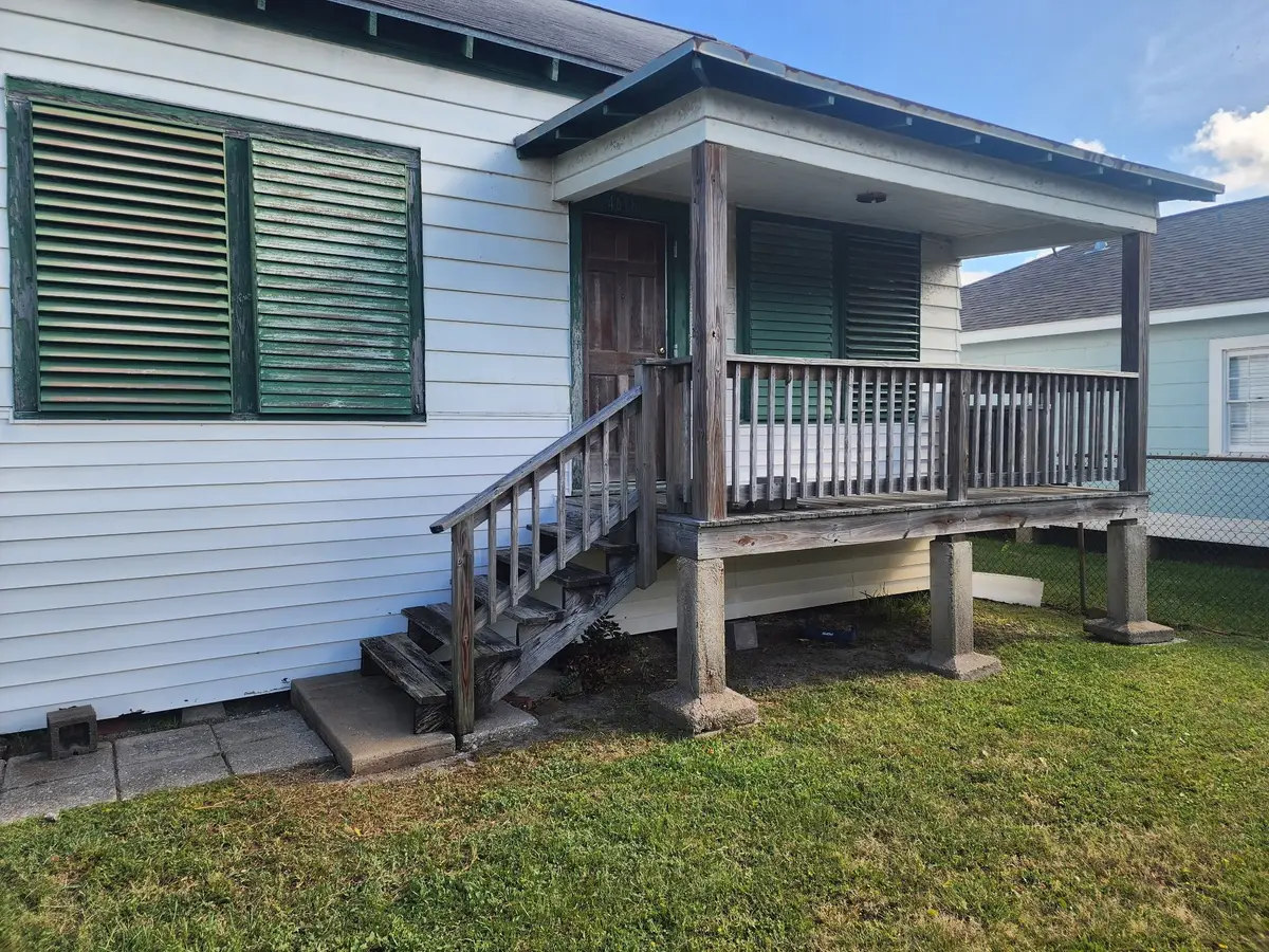 4618 Avenue Q 1/2, Galveston, TX 77551 - #1