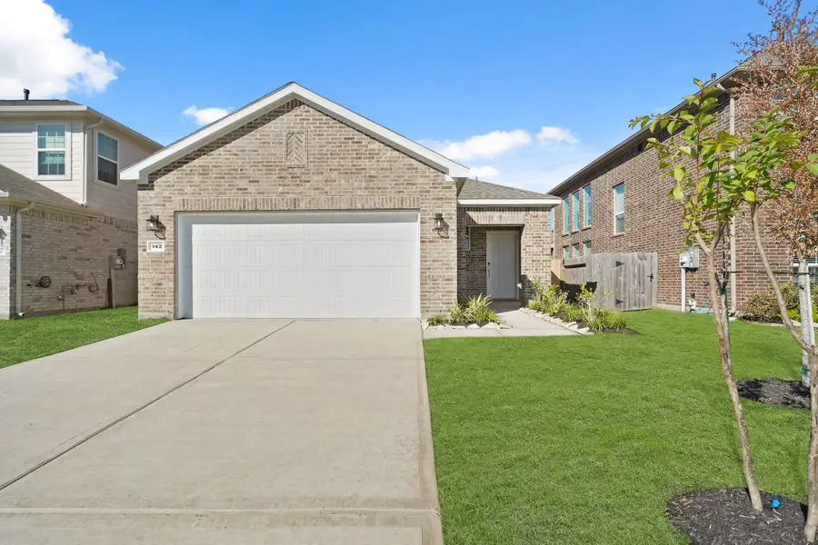 142 Kelly Street, Angleton, TX 77515 - Image #2