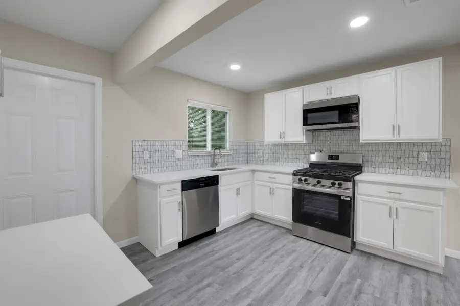 9409 Fairland Drive, Houston, TX 77051 - #3