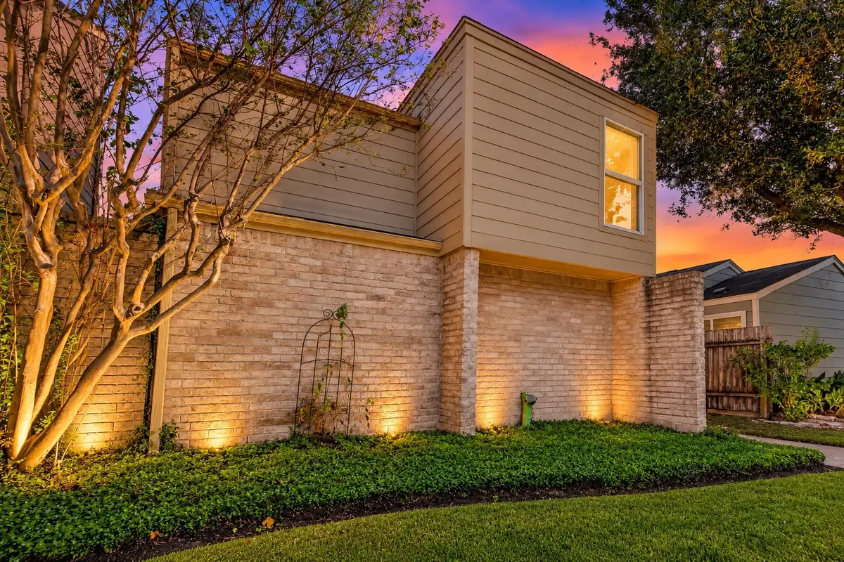 1919 Wilcrest Drive, Houston, TX 77042 - #1