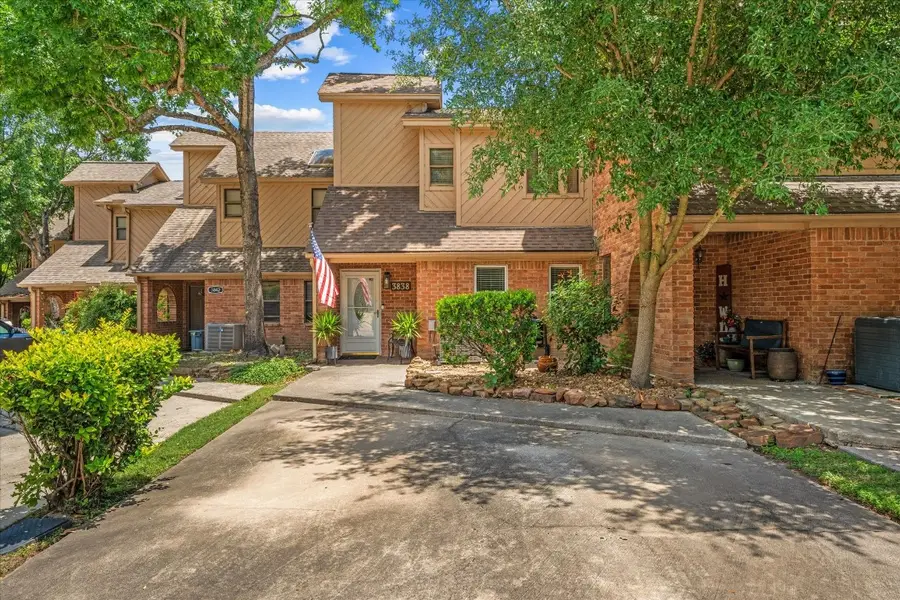 3838 Knollcrest Drive, Montgomery, TX 77356 - #2