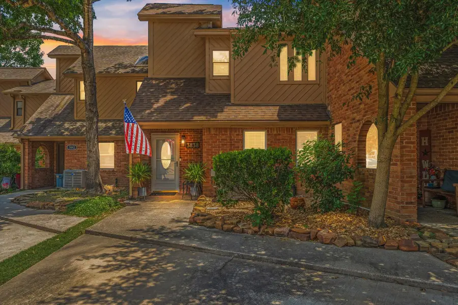 3838 Knollcrest Drive, Montgomery, TX 77356 - #3