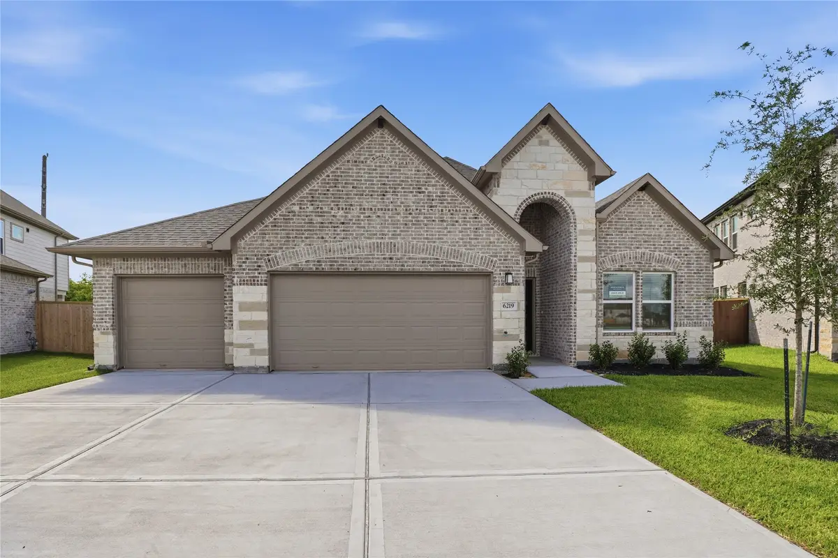 6219 Royal Palm Drive, Manvel, TX 77578 - #1