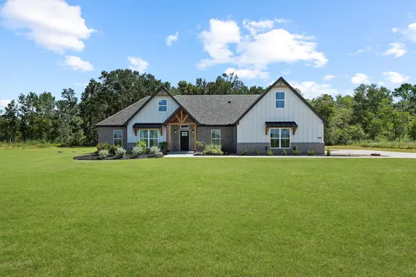 1096 Allie Lane, Dayton, TX 77535