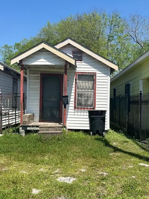 7617 Avenue F, Houston, TX 77012 - Image #1