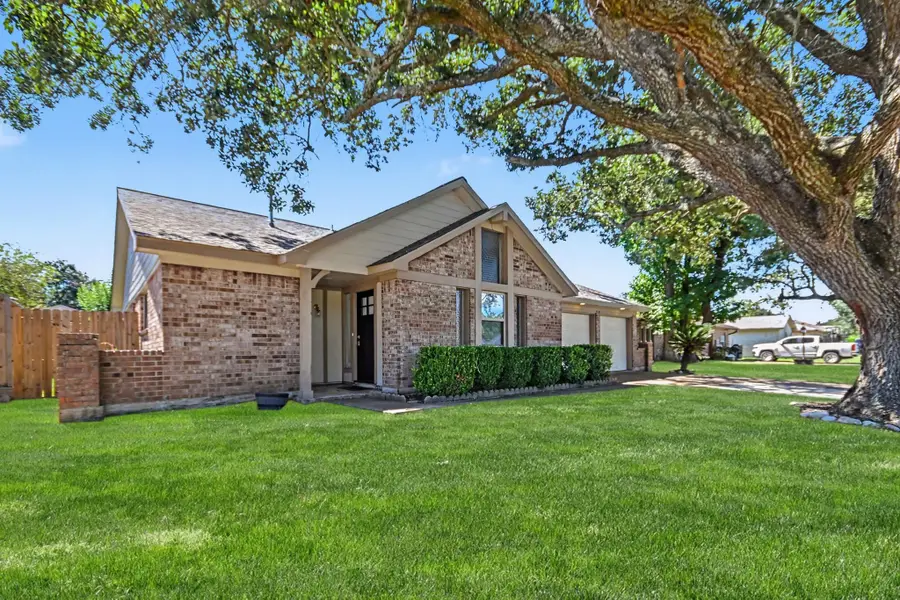 1705 E Baker Road, Baytown, TX 77521 - #2