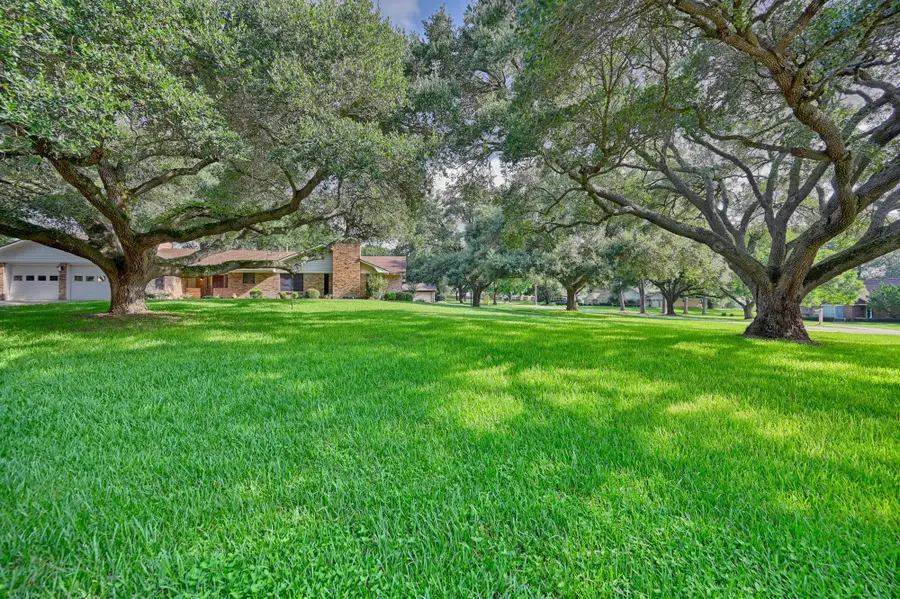 2502 Cheri Lane, Brenham, TX 77833 - Image #3
