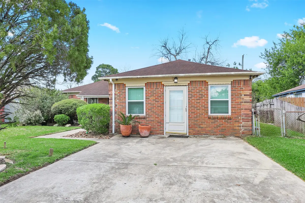 5405 Hazel Street, Baytown, TX 77521 - #1