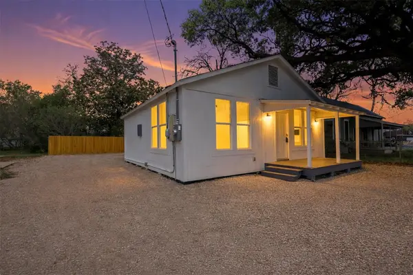 1410 Fannin Street, Columbus, TX 78934