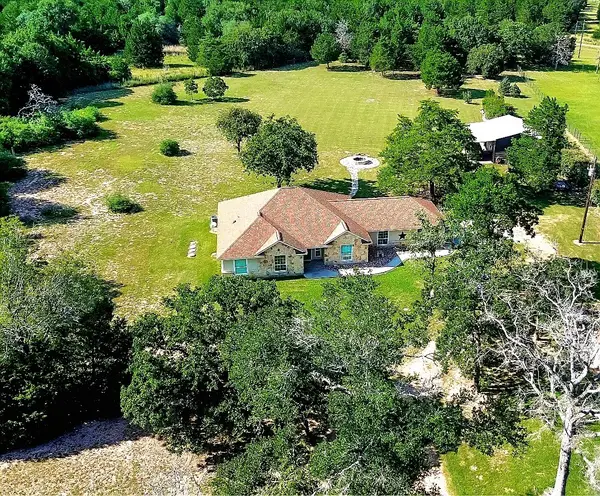 18354 Deerview Lane, New Ulm, TX 78950