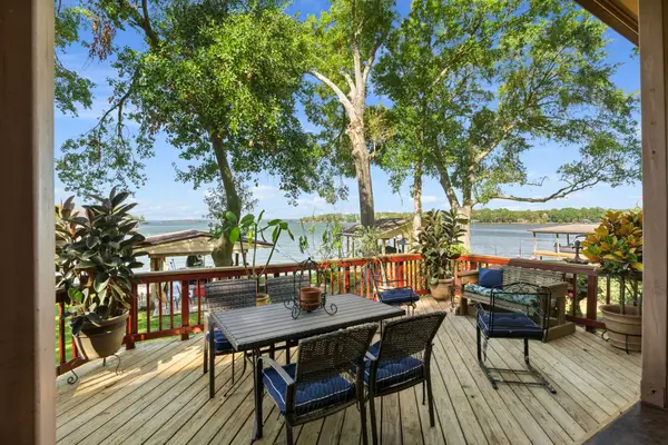 14496 Lake Sunset Drive, Willis, TX 77318