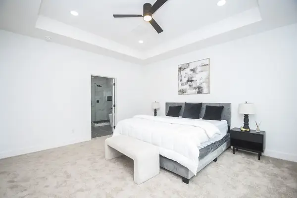 6537 Sealey Street, Houston, TX 77091