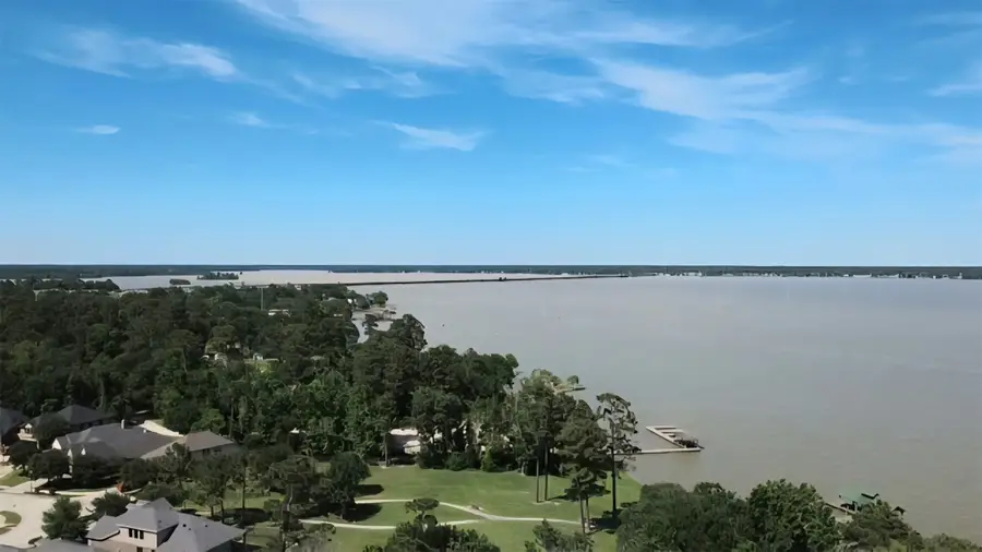 19103 Olympic Circle, Houston, TX 77346 - Image #3