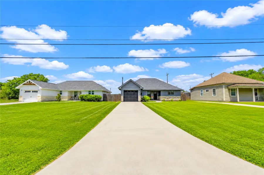 7610 Avenue G, Beasley, TX 77417 - #2