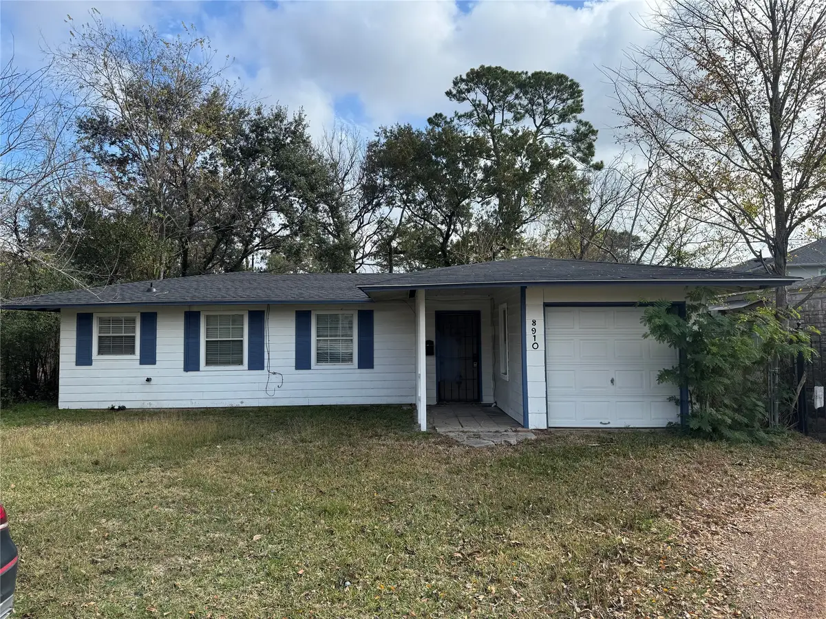 3910 Ella Boulevard, Houston, TX 77018 - Image #1