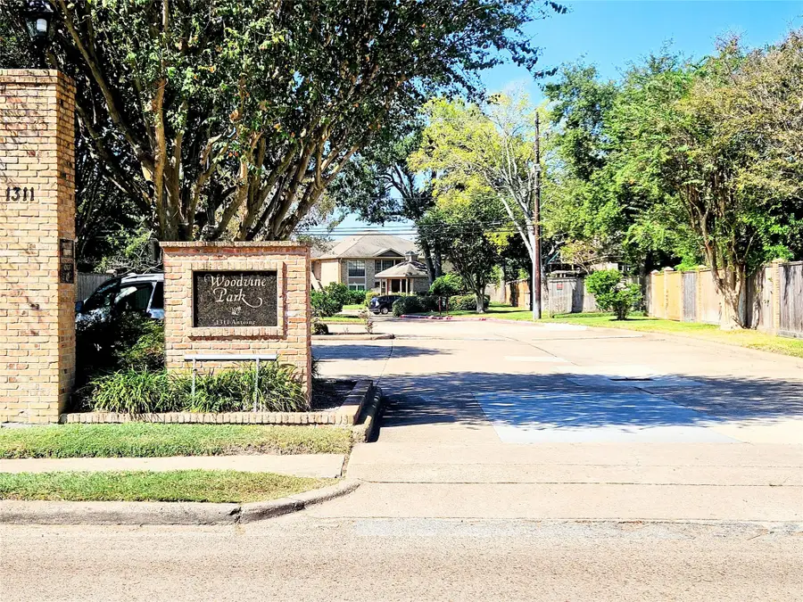 1311 Antoine Drive #252, Houston, TX 77055 - Image #2