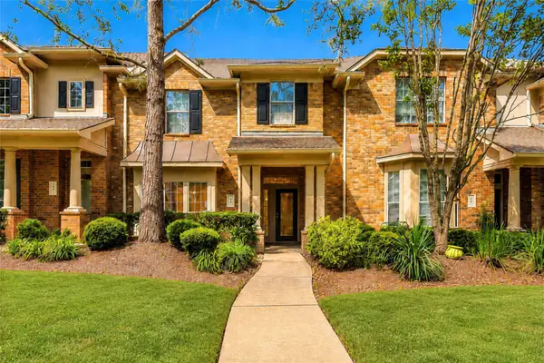 54 Ginger Jar Street, The Woodlands, TX 77382