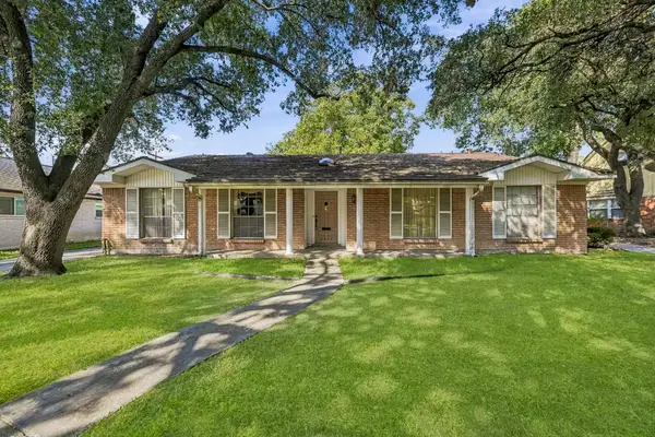 5442 Queensloch Drive, Houston, TX 77096
