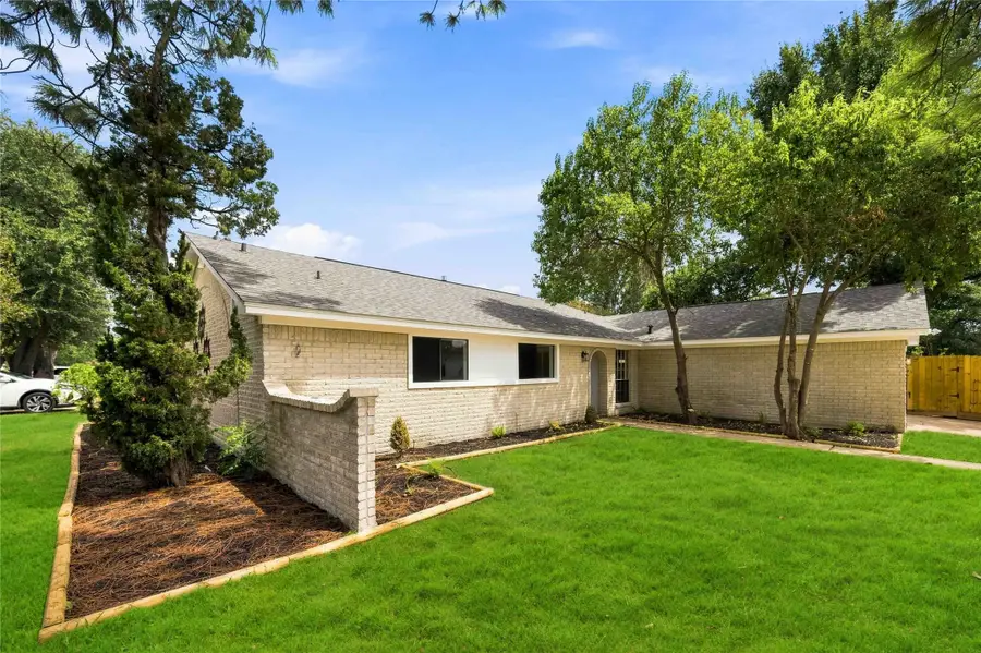 9223 Benning Drive, Houston, TX 77031 - #2