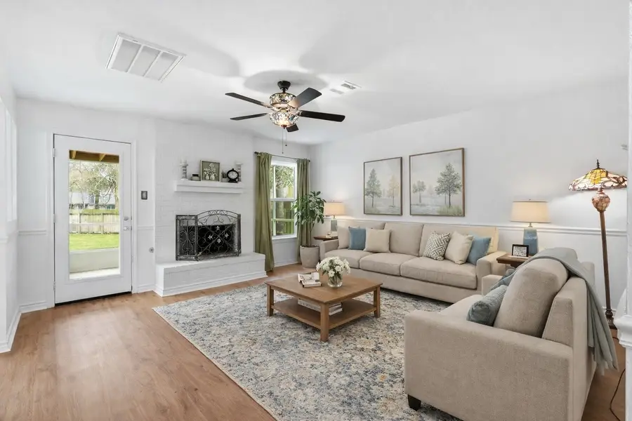 10 E Broken Oak Court, The Woodlands, TX 77381 - #3