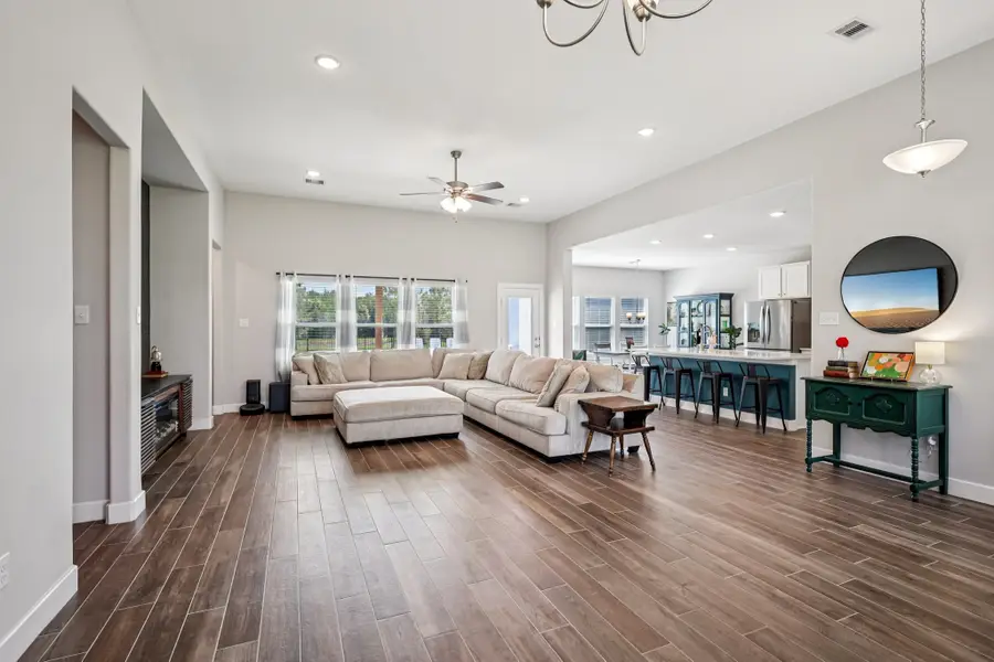 5715 Orchard Lane, Santa Fe, TX 77517 - Image #2