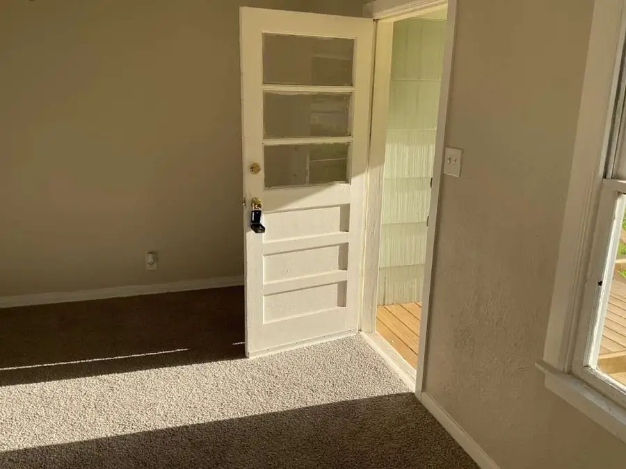 605 Palacios Street, El Campo, TX 77437 - Image #3