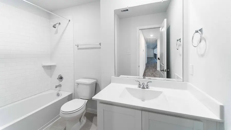 2415 Ridgewood Drive, West Columbia, TX 77486 - Image #2