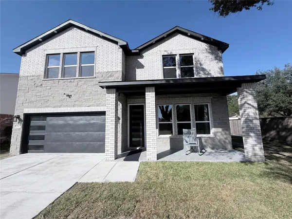 2823 Woodcreek Meadows Lane, Houston, TX 77073
