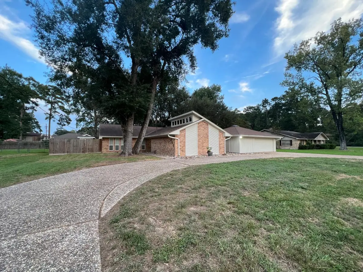 807 Shell Avenue, Cleveland, TX 77327 - #1