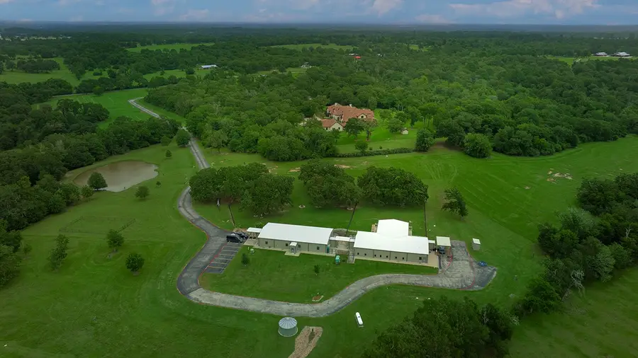 40693 Center Hill Road, Hempstead, TX 77445 - Image #2