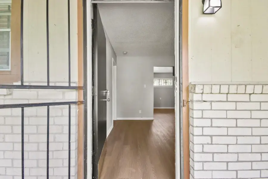 7306 Parker Road, Houston, TX 77016 - Image #2