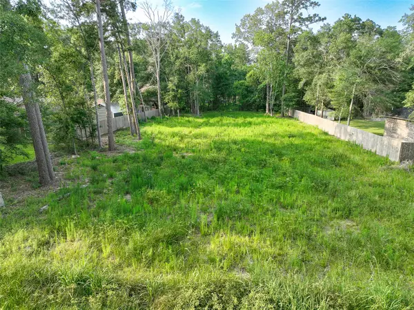 2764 Fountain View Street, Roman Forest, TX 77357
