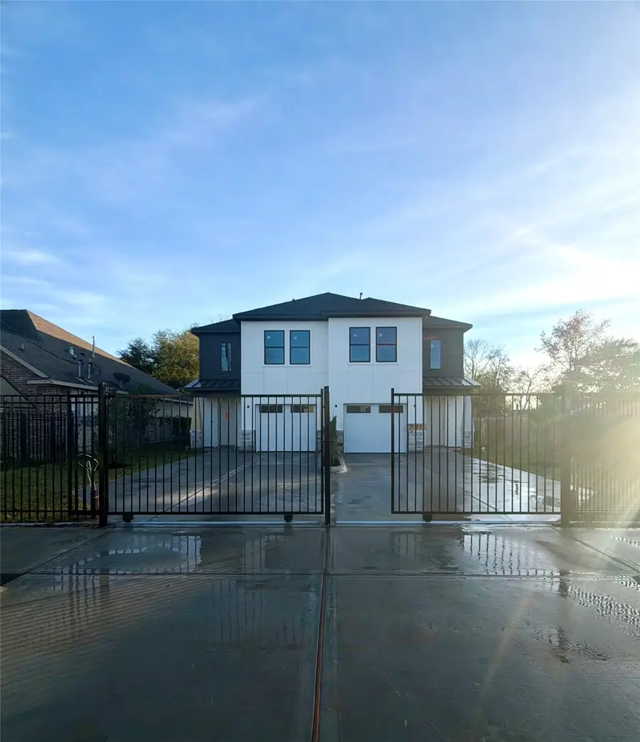 771 Fair Street #A/B, Houston, TX 77088 - Image #2