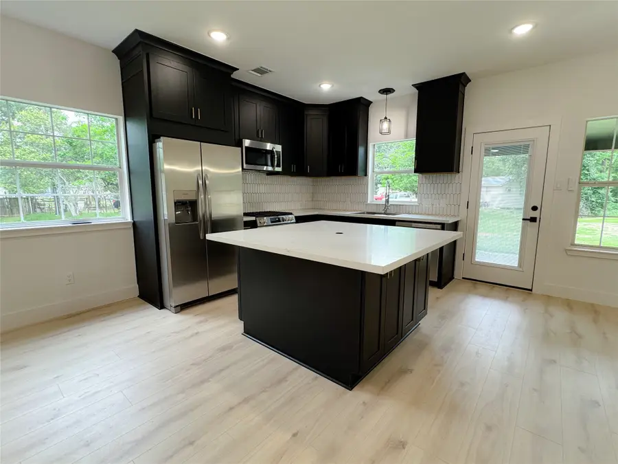 231 Elizabeth Lane, Sealy, TX 77474 - #3