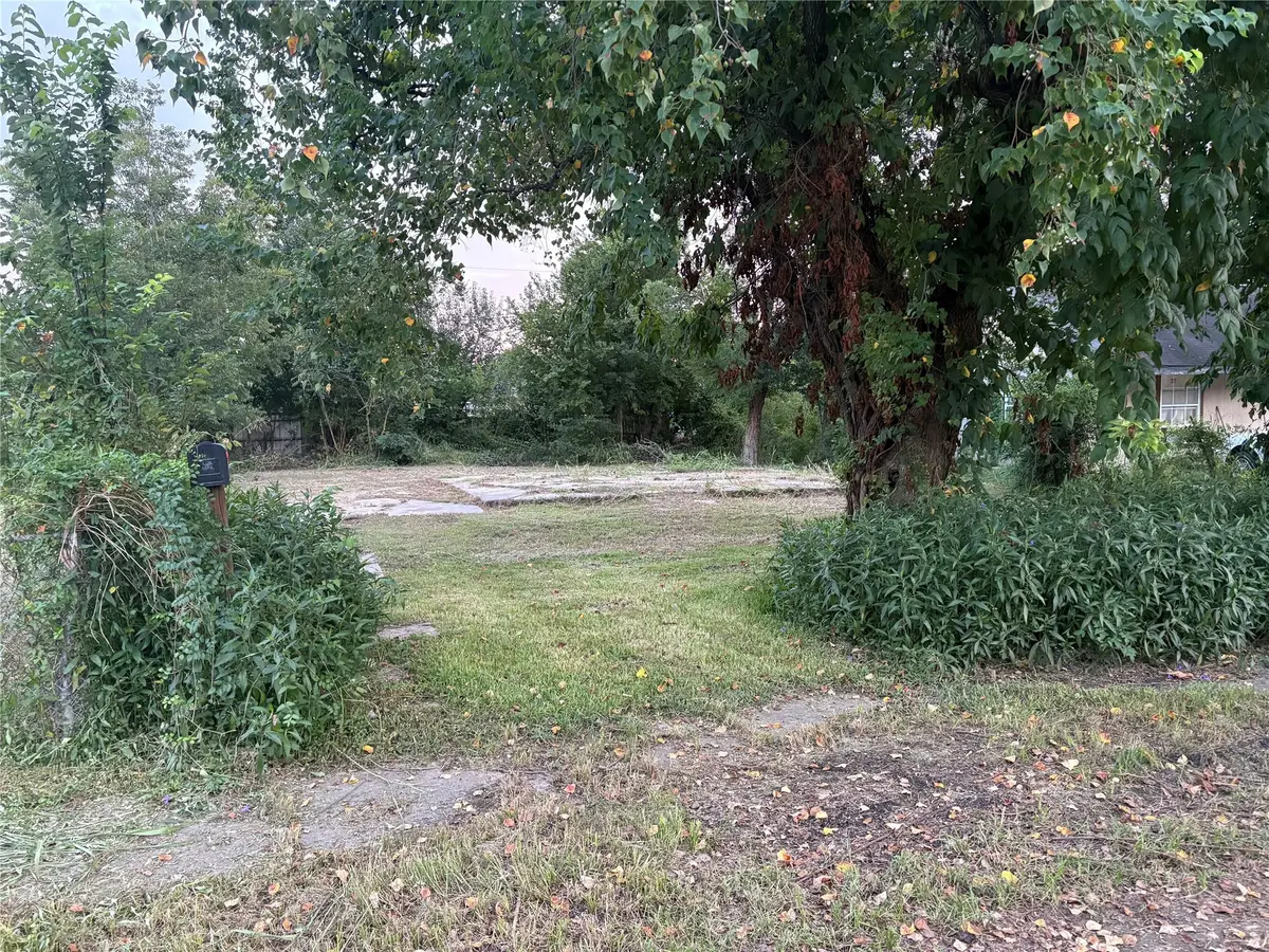 7315 Ardennes Street, Houston, TX 77033 - Image #1