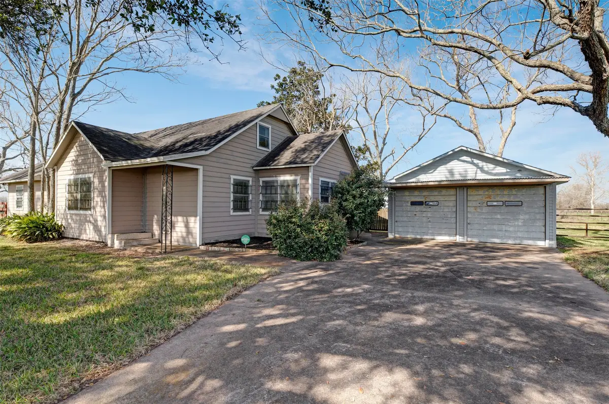 8439 Fm 442, Boling, TX 77420 - #1